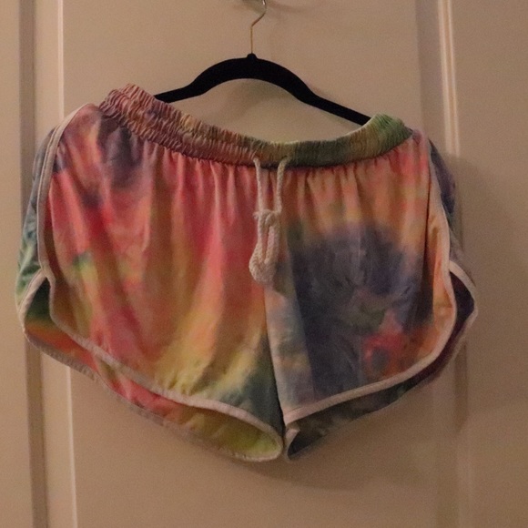 Tie dye shorts - Picture 1 of 3